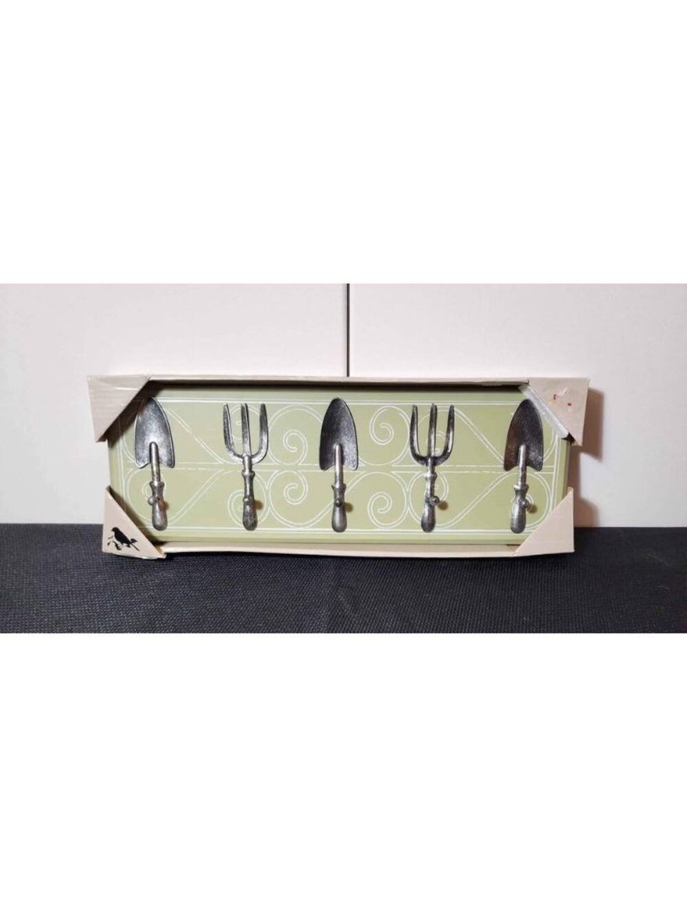 Wall Key Rack Hanging Organizer 5 Hooks Home Bath Kitchen Kohl's Garden Tools. N